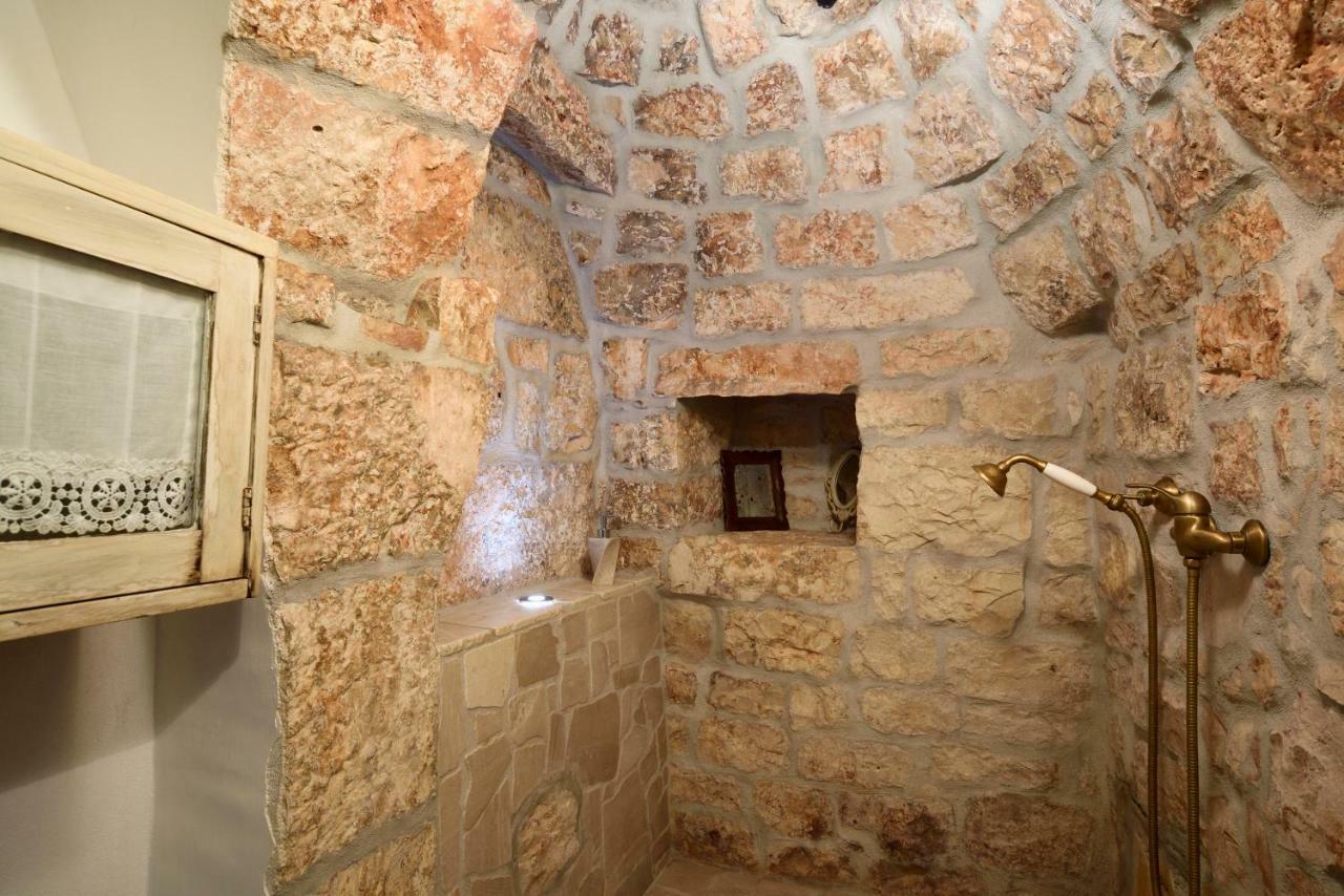 B&B Trullo Barbagiullo Cisternino Exterior photo