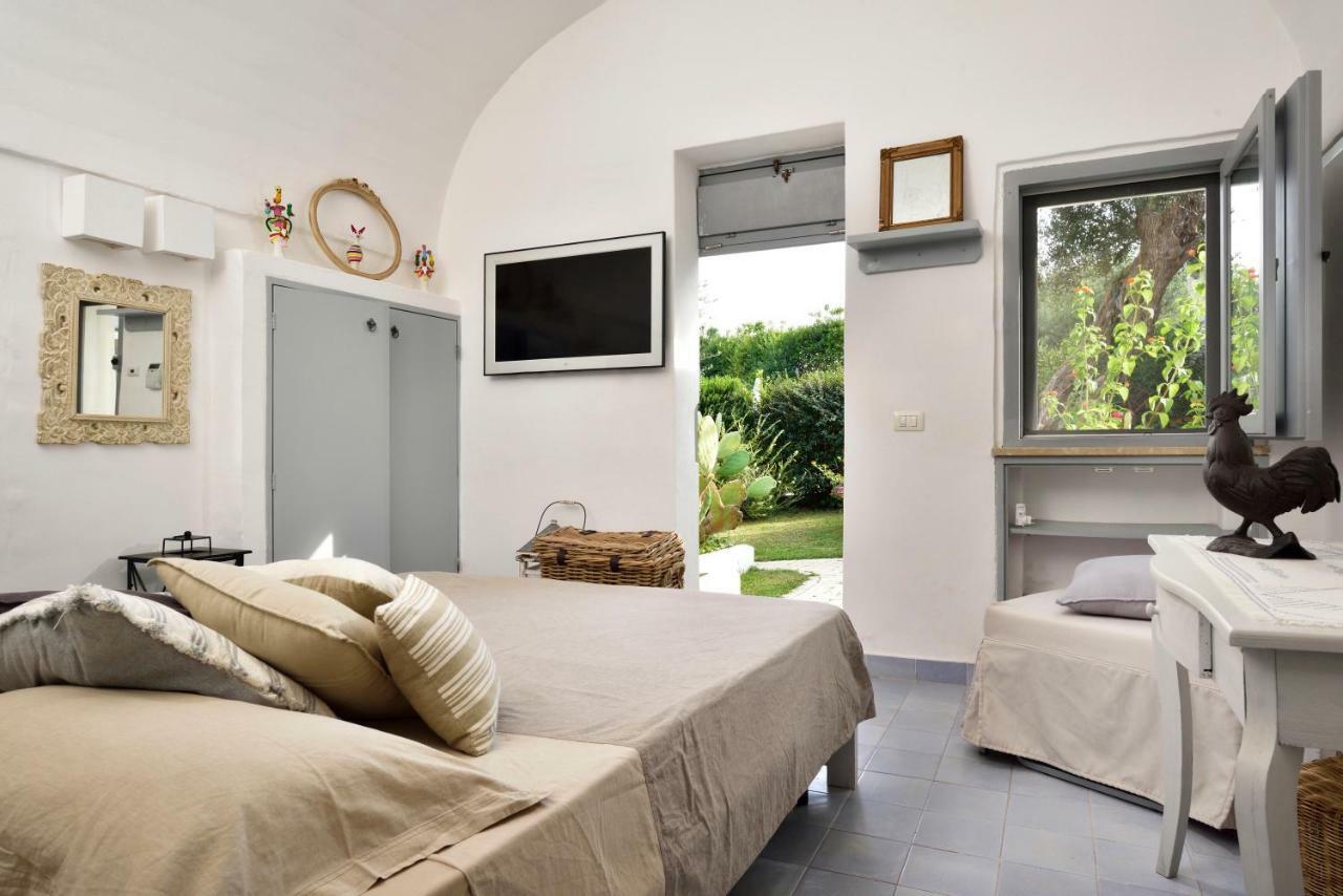 B&B Trullo Barbagiullo Cisternino Exterior photo